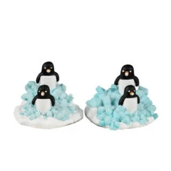 Lemax Candy Penguin Colony - 3.3cm